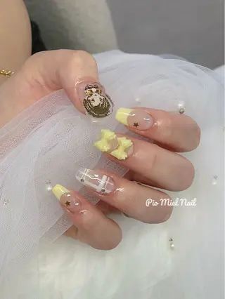 ミディアム Pio Mielのネイルデザイン