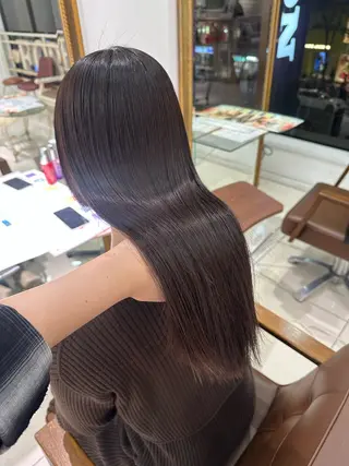 ロング 髪質改善透明感カラー 🩶Nanakoのヘアスタイル