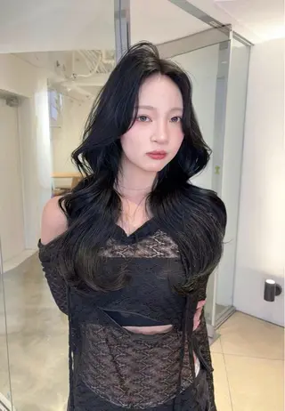 ロング カラー ♠️暗髪レイヤー♠️ 中山唯斗のヘアスタイル