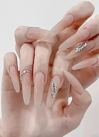 ネイル BIEL /ビエルネイル&まつ毛パーマ所属・中川 智惠のネイルデザイン