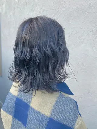 セミロング カラー ヘアアレンジ Design Color🐰アユミのヘアスタイル