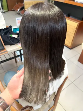 セミロング かわの ももな 💜ྀིのヘアスタイル