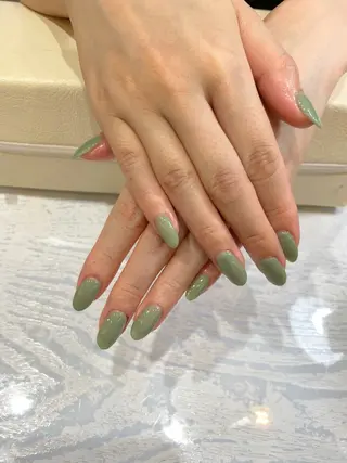 ネイル Nest 岩崎のネイルデザイン