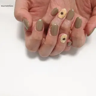 ネイル newrandas hitomiのネイルデザイン