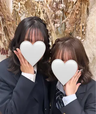 ミディアム ヘアメイクドールズ所属・dolls Ririkaのヘアスタイル