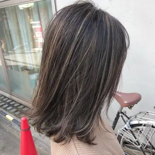 ミディアム カラー トップスタイリスト 小澤純一のヘアスタイル
