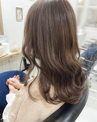 ロング カラー sherry【シェリー】所属・miho 大国町 柔らかハイトーン💛のヘアスタイル