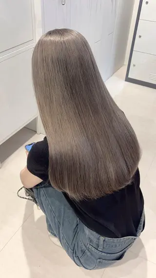 ロング カラー 瀬戸 杏珠のヘアスタイル