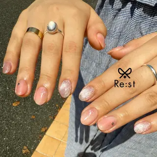 ネイル Re:st(リスト)所属・磯崎 梨乃のネイルデザイン