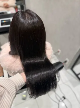 ロング 艶ブラウン/赤み消し /盛れる顔周りのヘアスタイル