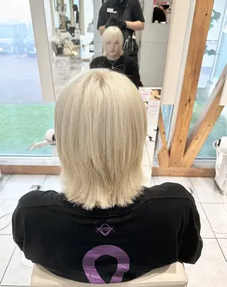 ミディアム カラー メンズ 山下竣介 ヘアカラー専門美容師のヘアスタイル