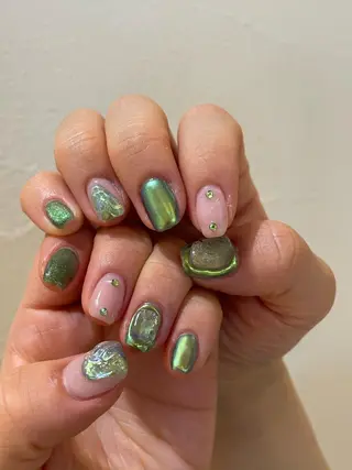 ネイル 新井 ひなののネイルデザイン