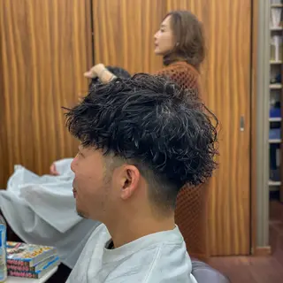 ミディアム パーマ メンズ メンズパーマ 赤司 泰樹のヘアスタイル