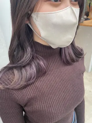 ミディアム カラー yuika .のヘアスタイル