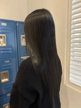 ロング カラー 安部 美里のヘアスタイル