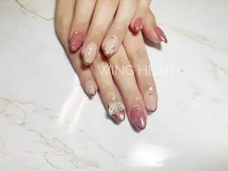 ネイル O. AKINAのネイルデザイン