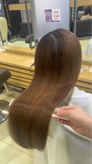 ミディアム 暖色ｶﾗｰ/ﾚｲﾔｰ ｶｯﾄ/Yunaのヘアスタイル