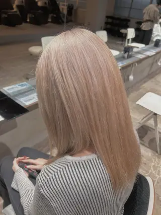 セミロング カラー 玉置 七海のヘアスタイル