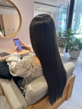 カラー AYATO 'のヘアスタイル