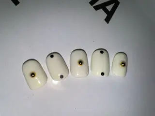 ネイル tsumeasobi所属・tsumeasobi 🪬macoのネイルデザイン