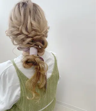 ロング ヘアアレンジ GRANLUSSO 〜グランルッソ駅前店所属・木口 嘉美のヘアスタイル