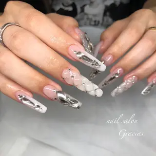 ネイル Gracias. rieのネイルデザイン