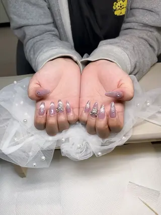 ネイル NiNa ビューティーサロン所属・Ni Naのネイルデザイン