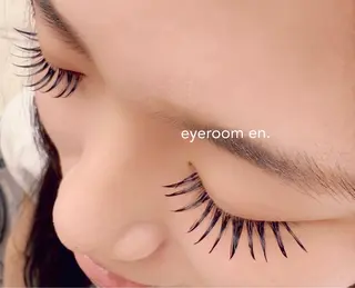 マツエク・マツパ eyeroom en.のマツエク・マツパデザイン