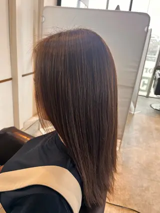 セミロング カラー 大石 藍のヘアスタイル