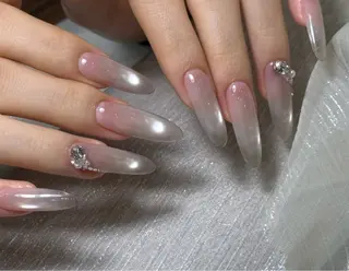 ネイル Kaka_ パラジェル、長さだしのネイルデザイン