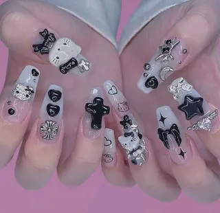 ネイル Lina nail所属・Luna 池袋のネイルデザイン