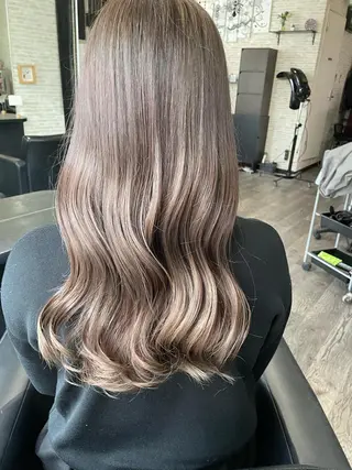 ロング Lilly所属・【Lilly】成田 紗英のヘアスタイル