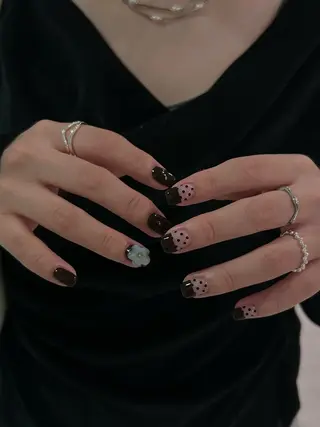 ネイル DEEokazaki momonaのネイルデザイン