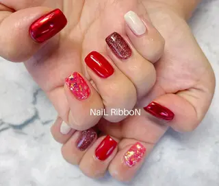 ネイル ネイルリボン 受付スタッフのネイルデザイン