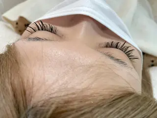 マツエク・マツパ リン リンのネイルデザイン