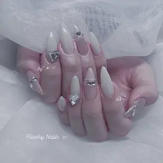 ネイル Flashy Nailsのネイルデザイン