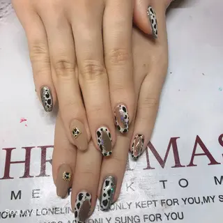 ネイル Guarendo錦糸町店所属・ガレンドウ 白澤 愛子のネイルデザイン