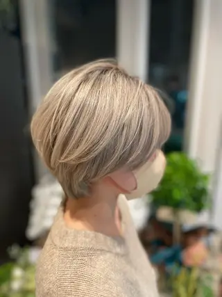 ショート カラー ✨髪質改善/ハイトー ン/艶髪高山のヘアスタイル