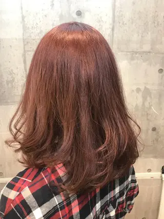 セミロング カラー フジノ マホのヘアスタイル