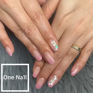 ネイル One Na1lのネイルデザイン