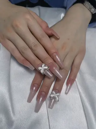 ネイル ルラワンネイル エンのネイルデザイン