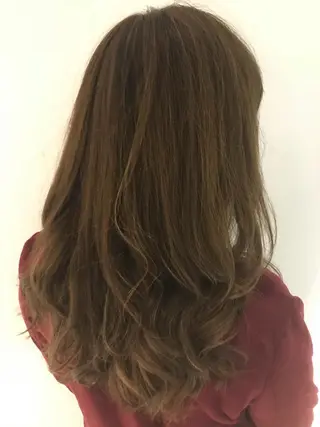 カラー 🔹TOMO🔹 圧倒的経験値🔹のヘアスタイル