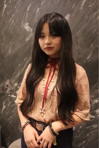 ロング レイヤーカット /ハイトーンchaoのヘアスタイル