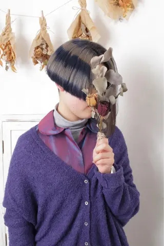 ショート カラー パーマ ヘアアレンジ メンズ 推し活専用 【派手髪】飯野ゆかりのヘアスタイル