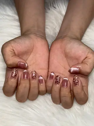 ネイル Momoka 🍑🎀のネイルデザイン