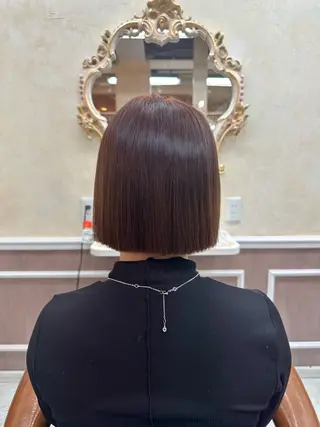 ショート カラー 徳平 優衣のヘアスタイル