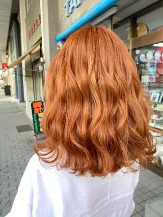 ミディアム ゆぴ☾‪/推しカラー /ハイトーンのヘアスタイル