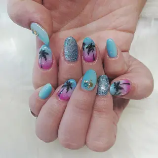 ネイル luxe NailDesignのネイルデザイン