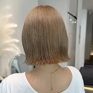 ミディアム カラー GO TODAY SHARE SALON 原宿本店所属・ブリーチ/ハイトーン 艶カラー/ユリナのヘアスタイル