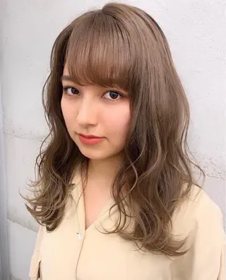 カラー 透明感/オリーブ/ グレージュ/YUKAのヘアスタイル